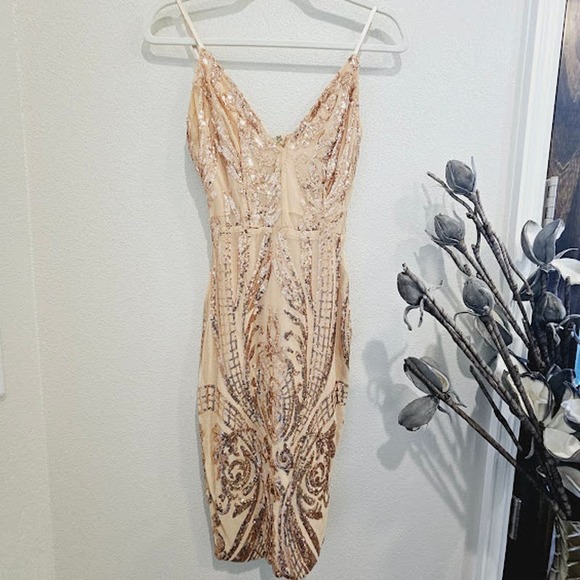 Shop 17 Party/Cocktail/Prom Dress Sequined Gold-Women's Small - Picture 1 of 3